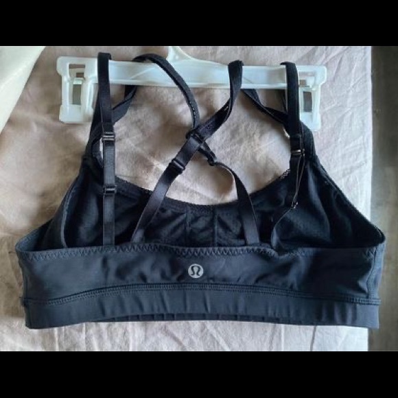 Lululemon bralette size 6 - Picture 2 of 4